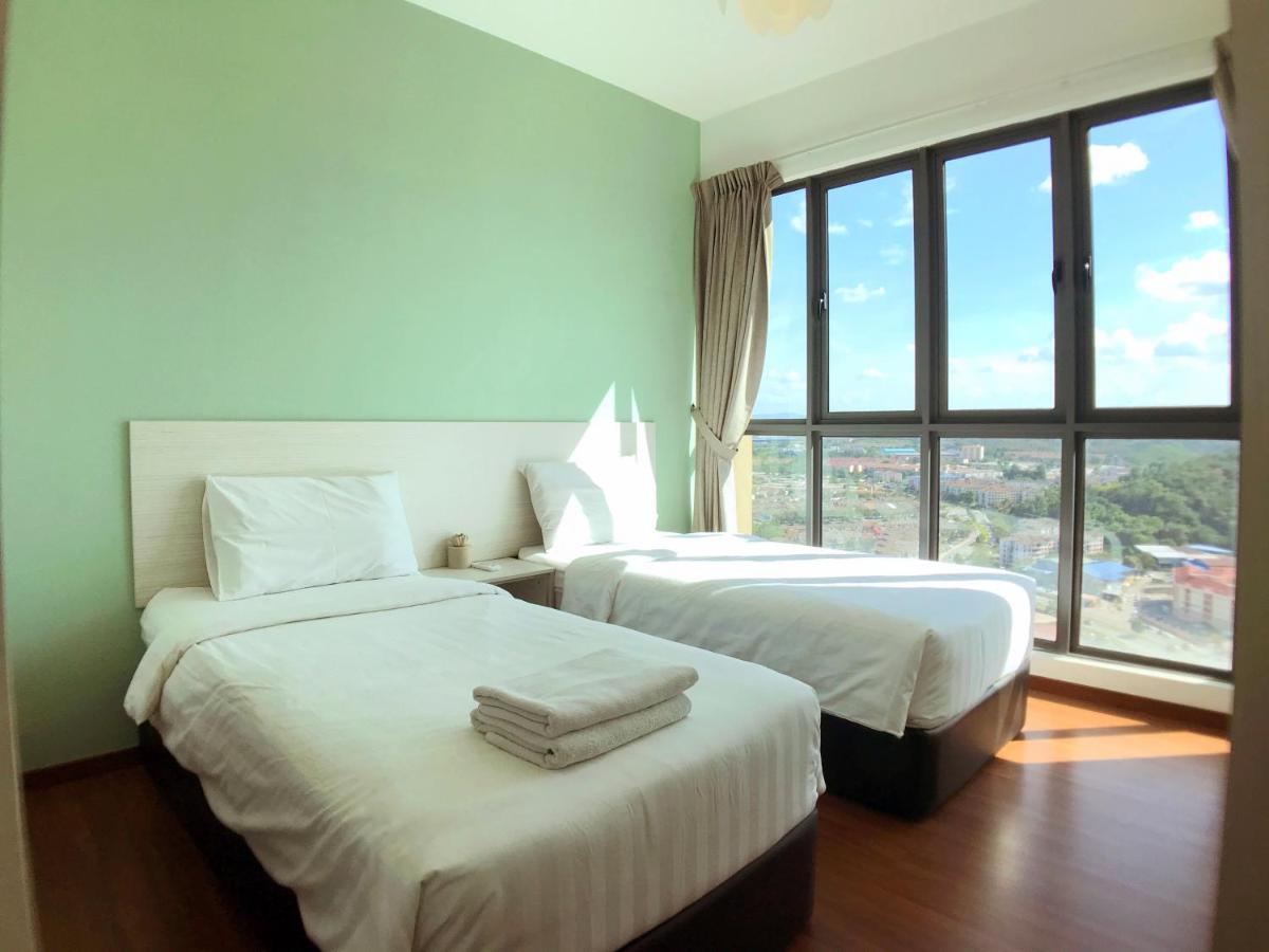 Amerin Mall & Suites Сери Кембанган Екстериор снимка